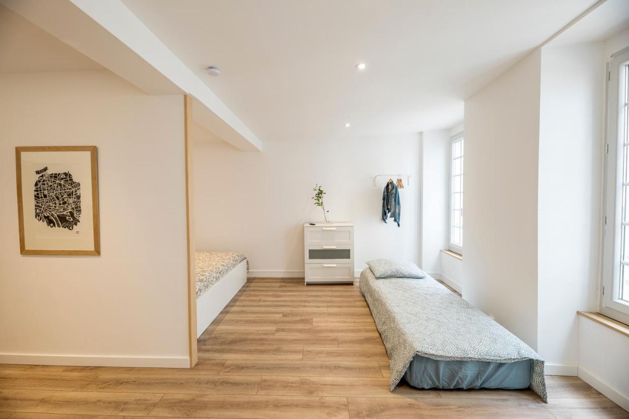 Quartier Du Chateau, Superbe Appartement Avec Parking Pau Kültér fotó